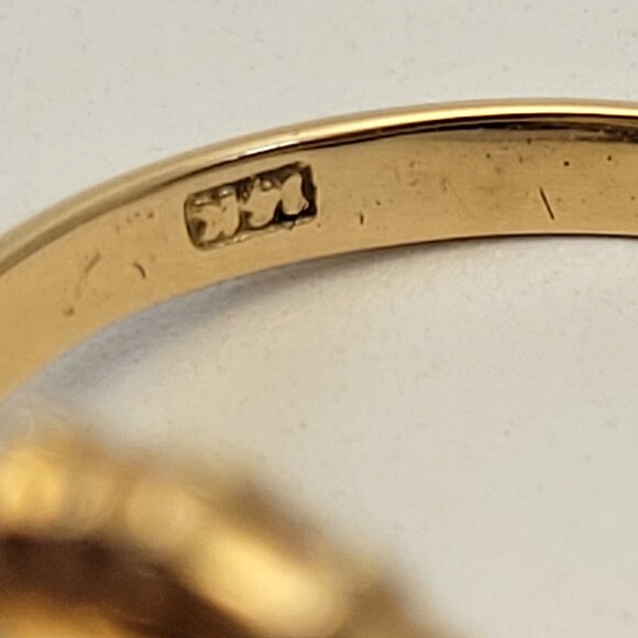 Vintage Beautiful 14K & Oval Bezel Set Cabochon Green Jade Ring Hallmarked - Picture 6 of 8